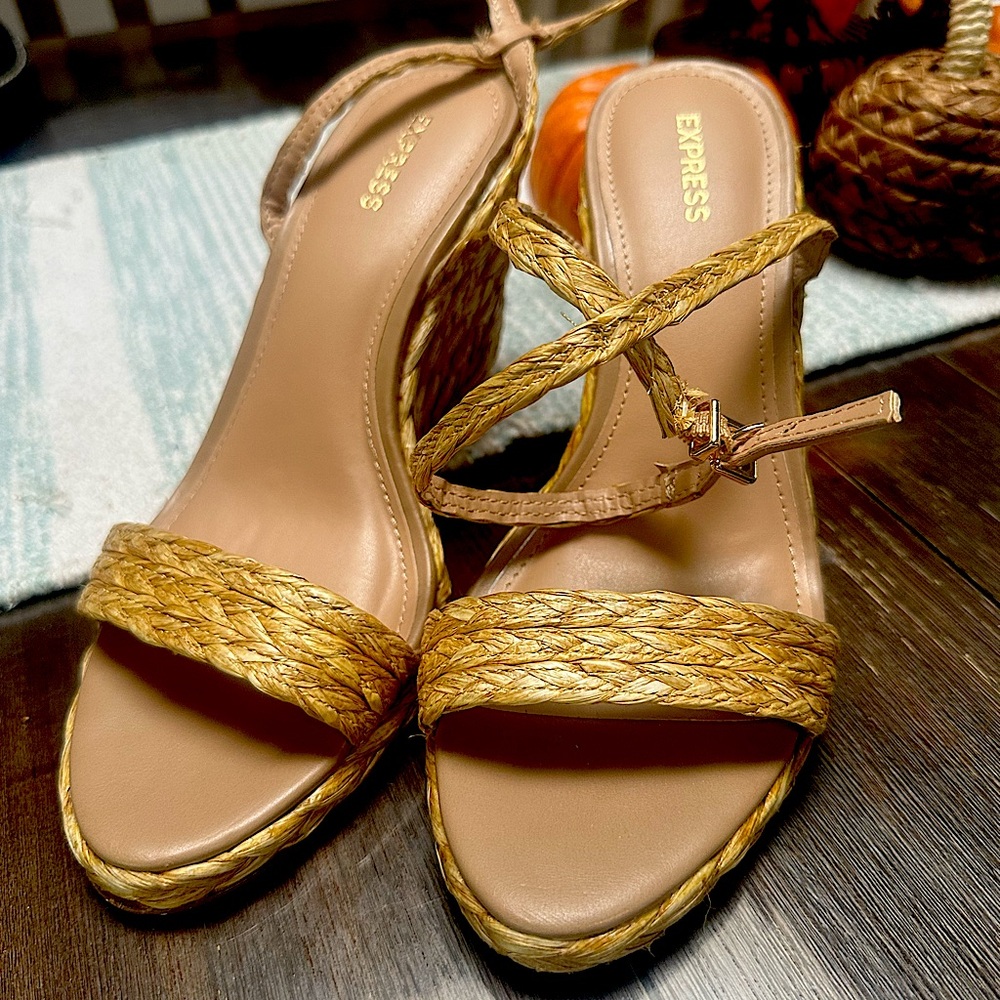 Women’s Express wedge sandals